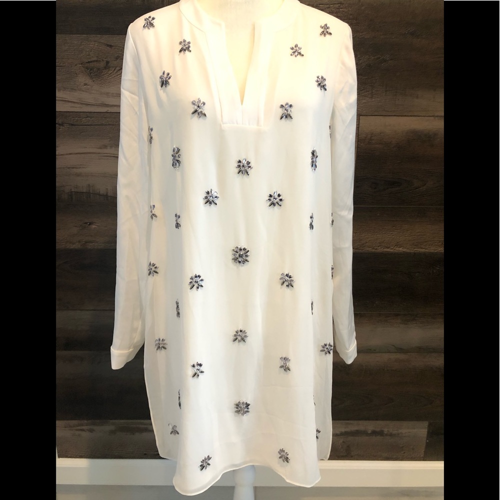 Alabaster White BCBGMaxazria dress NWT size Medium